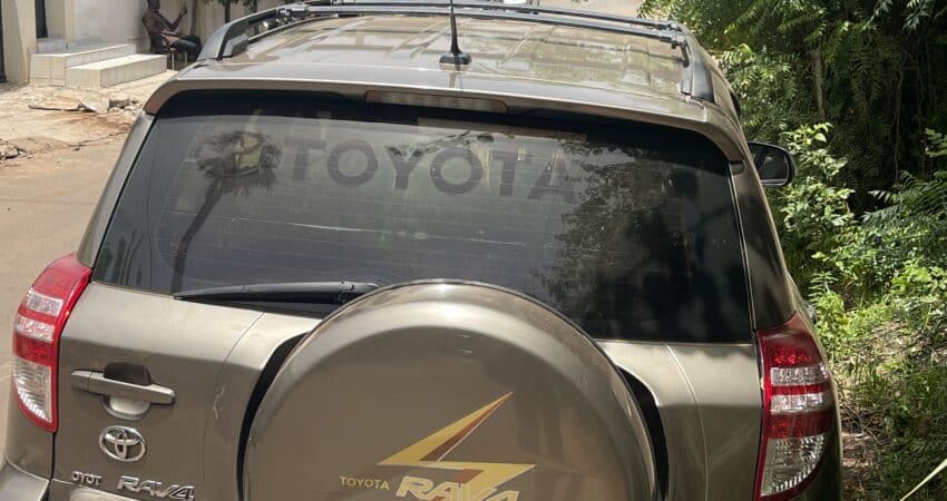Rav4 en très bon état