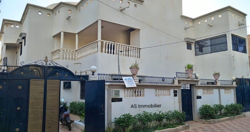 Appartement séparé et indépendant à louer à bacodjicoroni aci