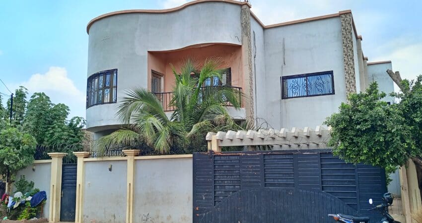 Villa duplex à louer à Niamakoro