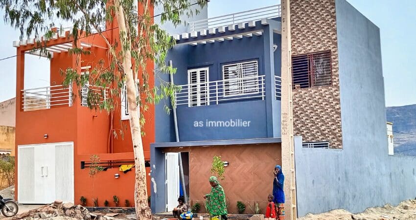 Duplex neuf à vendre à sébénikoro dorodougou